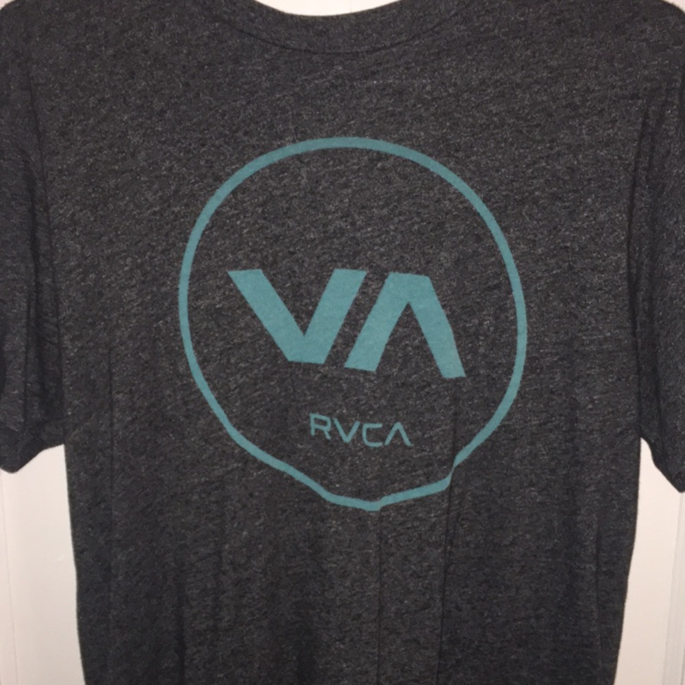 RVCA Shirt with circle logo